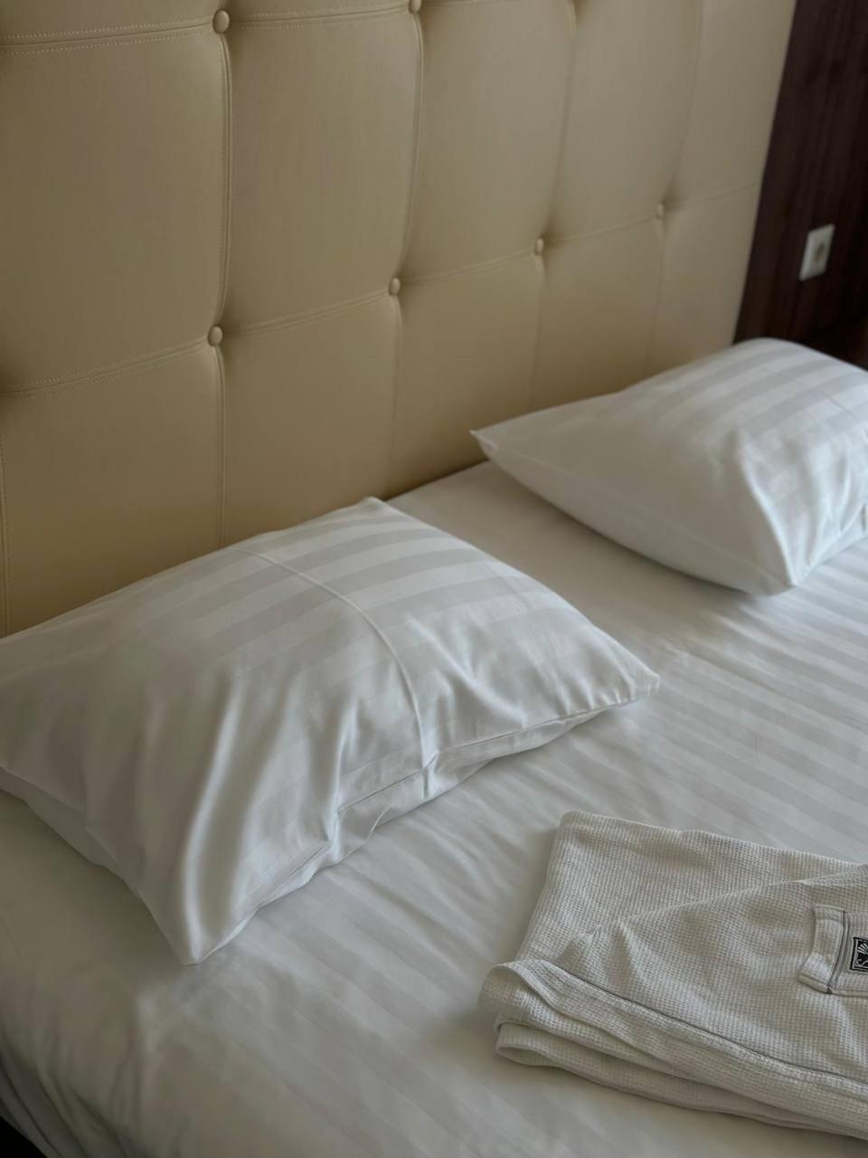 Sun Rise Inn คารากันดี ภายนอก รูปภาพ